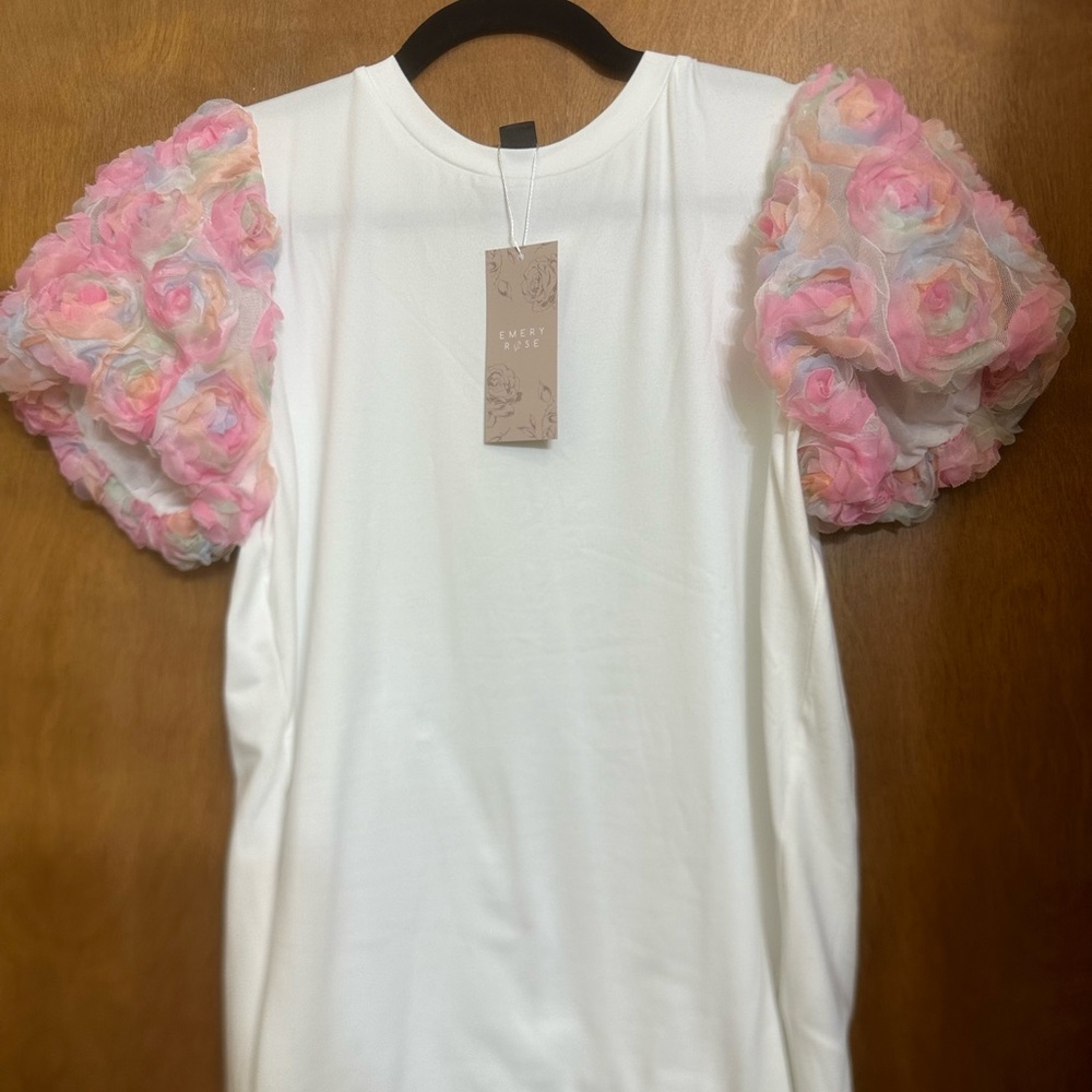 SHEIN Floral Sleeve Top
